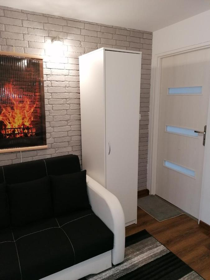 Dom I Pokoje Goscinne Zaruby Sejny Eksteriør bilde